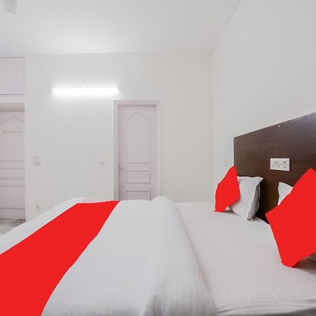 Hotel O Green Villa Ню Делхи Екстериор снимка